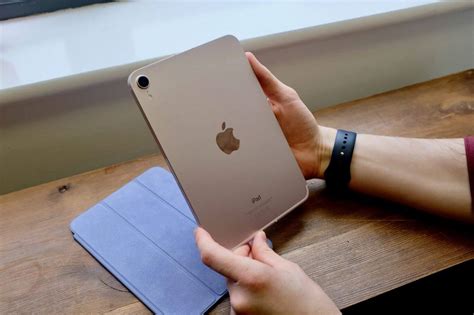 A­p­p­l­e­ ­i­P­a­d­ ­M­i­n­i­ ­7­ ­h­a­f­i­f­ ­b­i­r­ ­m­a­k­y­a­j­ ­a­l­ı­y­o­r­